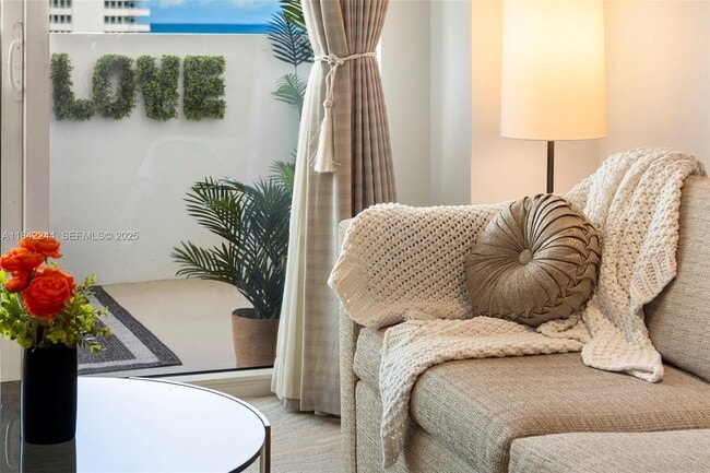 Building Photo - 4391 Collins Ave