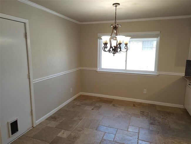 Building Photo - 11701 Shoshone Dr