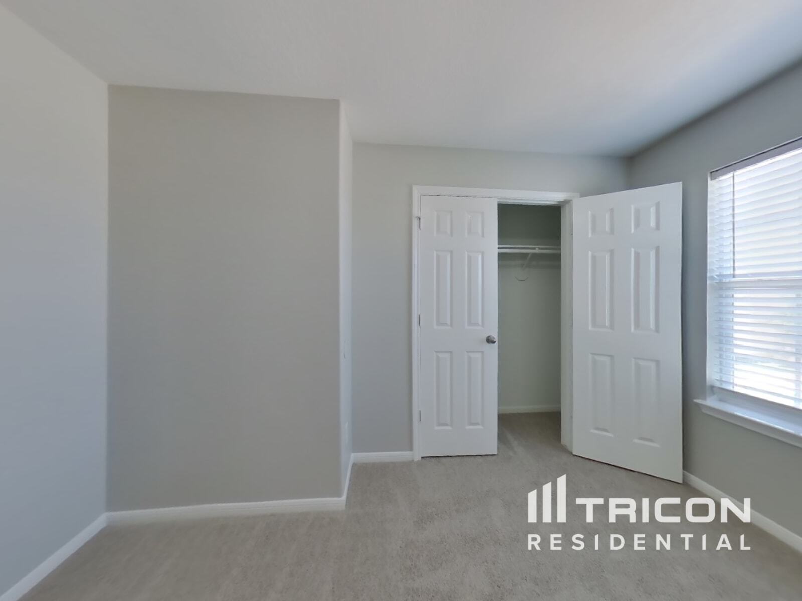 Building Photo - 6448 Mountain Pines Ln