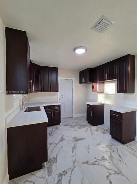 Building Photo - 295 NW 48th St