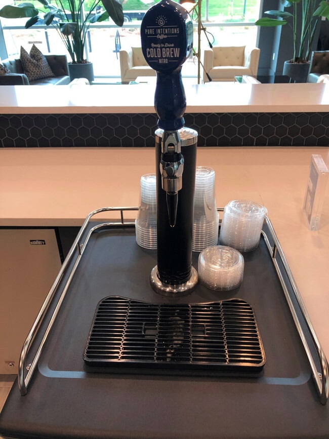 Building Photo - 13152 Ballantyne Corporate Pl