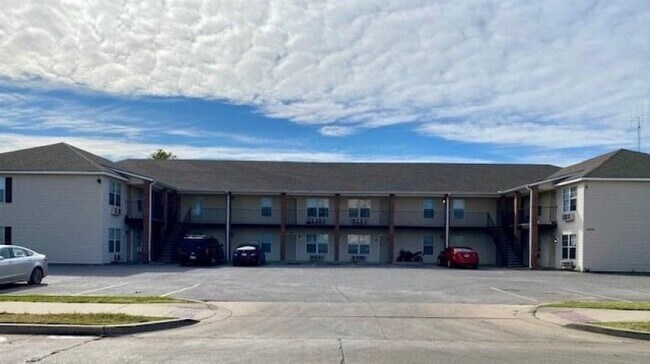 Primary Photo - 2416 SW G Ave
