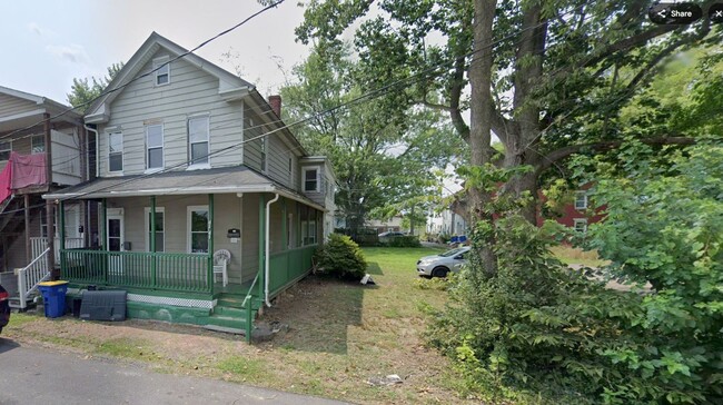 Building Photo - 111 Fisher Ave