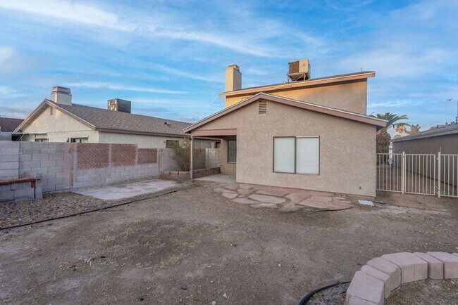 Building Photo - 5055 Stormy Cir