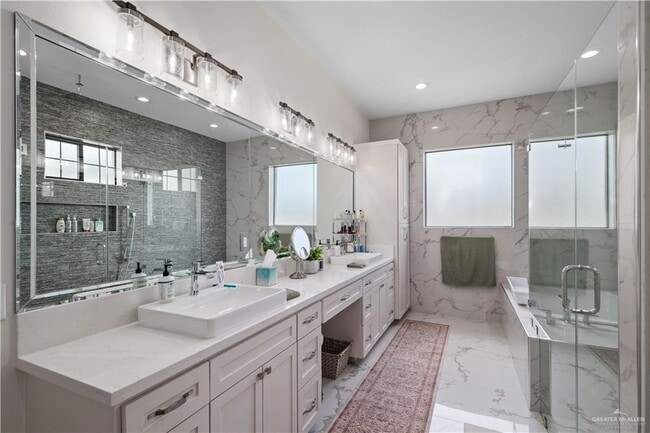 Building Photo - 24 Cornell Ave