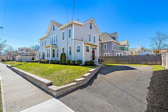 Building Photo - 701 Asbury Ave