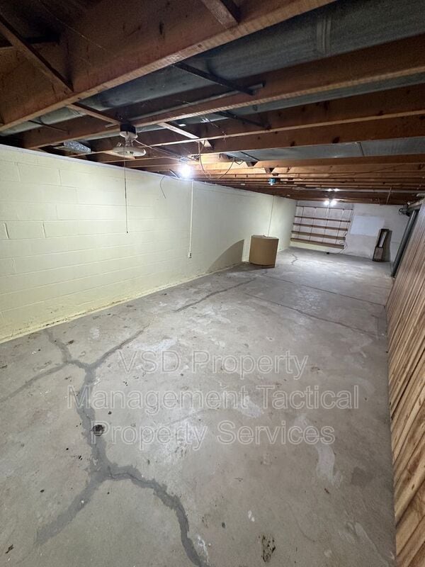 Building Photo - 6188 Cabrini Ln