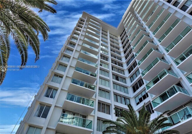 Building Photo - 1000 West Ave