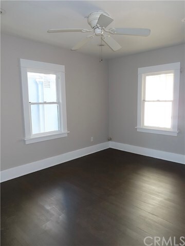 Building Photo - 23 N Alboni Pl