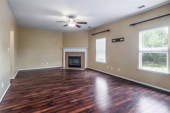 Building Photo - 2702 Tumbling River Dr
