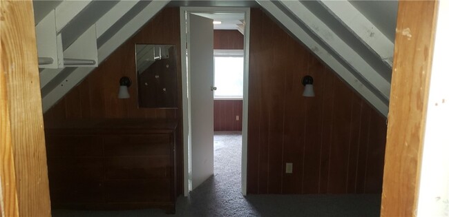 Building Photo - 23939 Bowl Rd