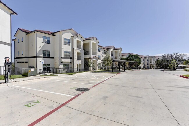 Building Photo - 12001 Heatherly Dr