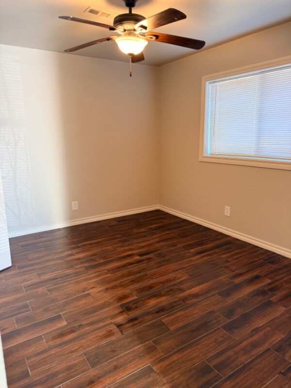 Building Photo - 9137 E 46th Pl