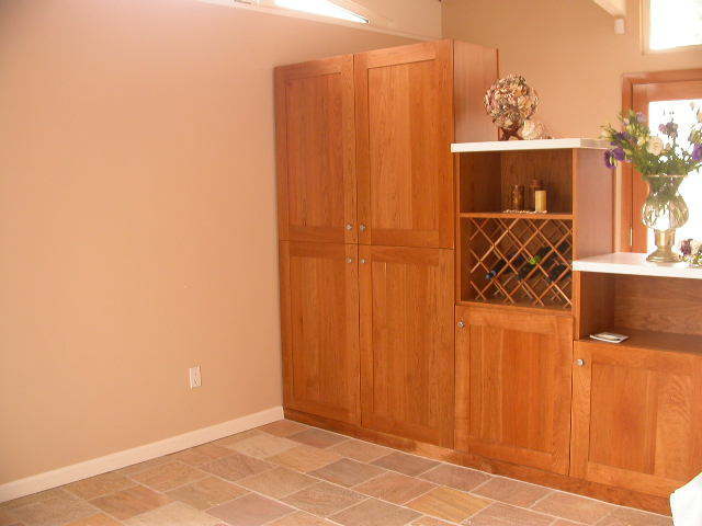 Building Photo - THE BEACH IS YOUR BACKYARD! Light & Bright...