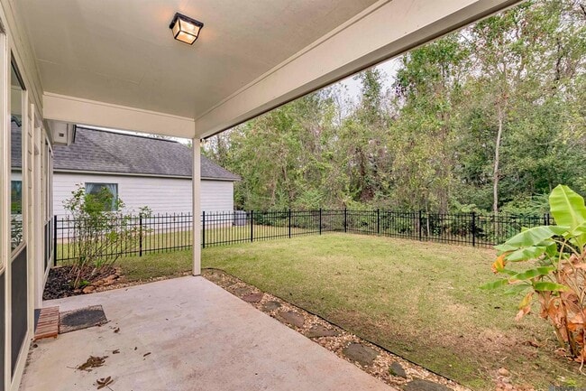 Building Photo - 8231 Valencia Ct