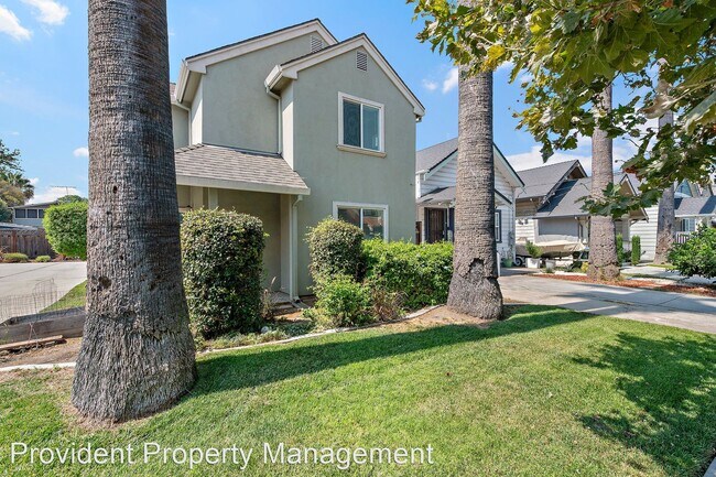 Building Photo - 2 br, 1.5 bath House - 127 N. 9th Street