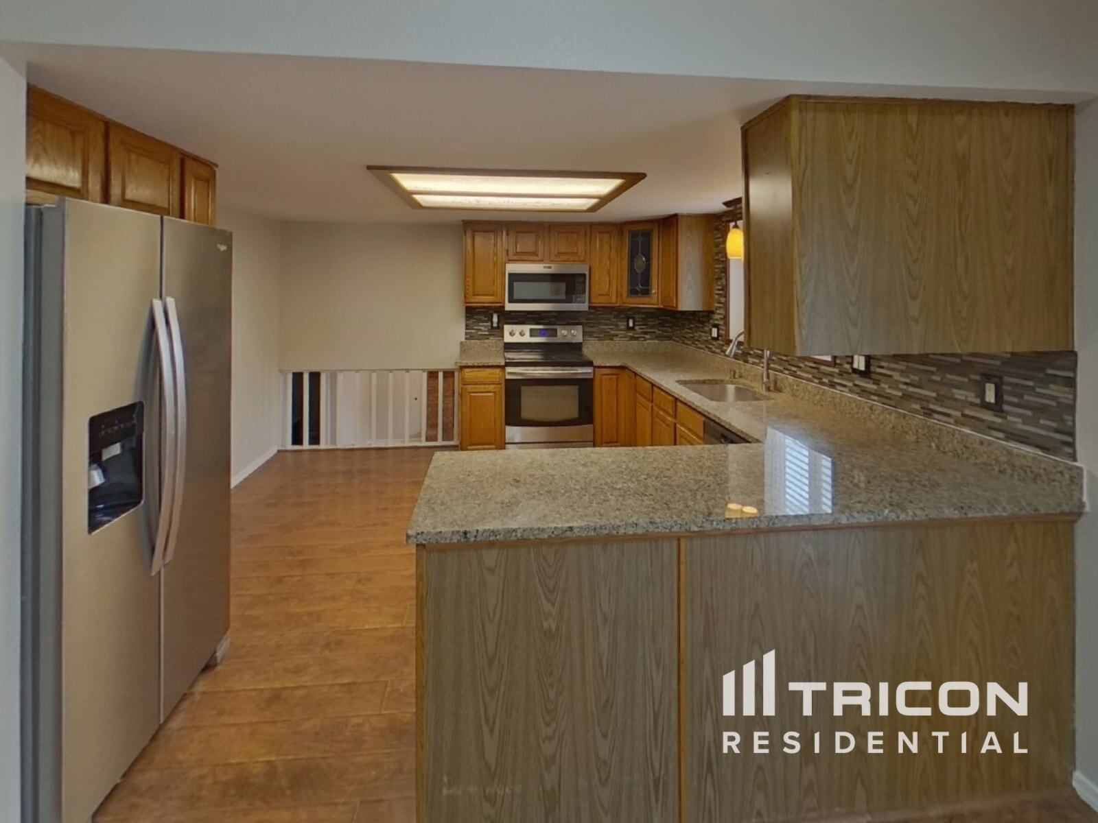 Building Photo - 6445 Fall River Dr