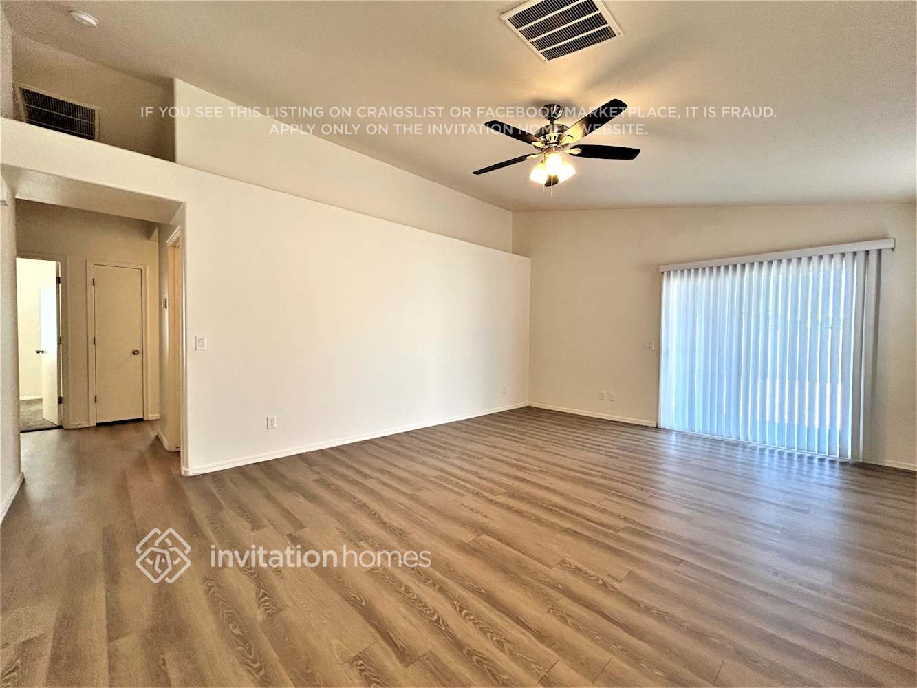 Building Photo - 12014 W Holly St