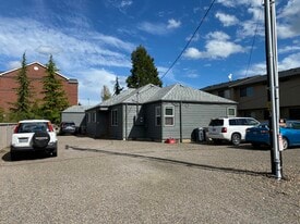 Building Photo - 1115 SW 26th St