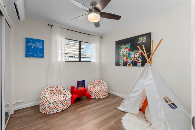 Building Photo - 7263 Anakua St