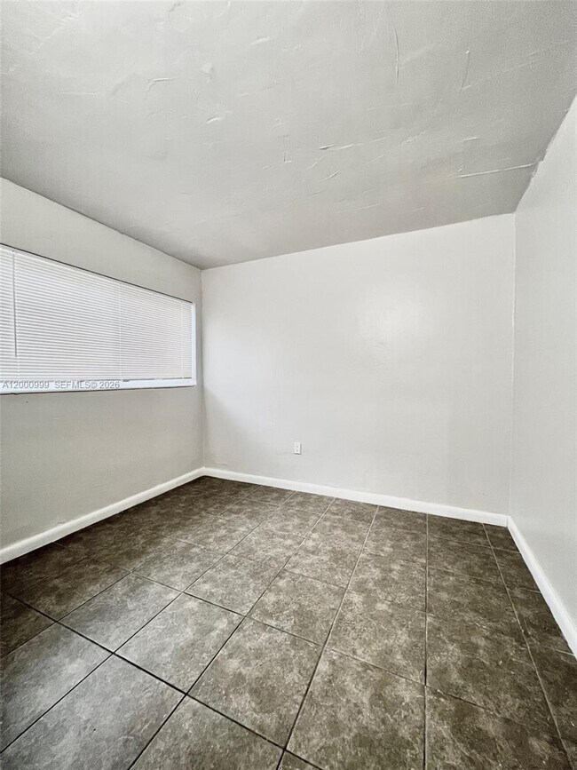 Building Photo - 10 NW 77th St