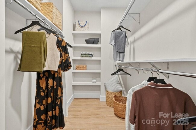 Building Photo - 19020 Potts Pk Ln