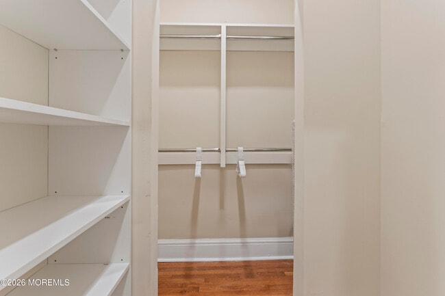 Building Photo - 1 Roseld Ave