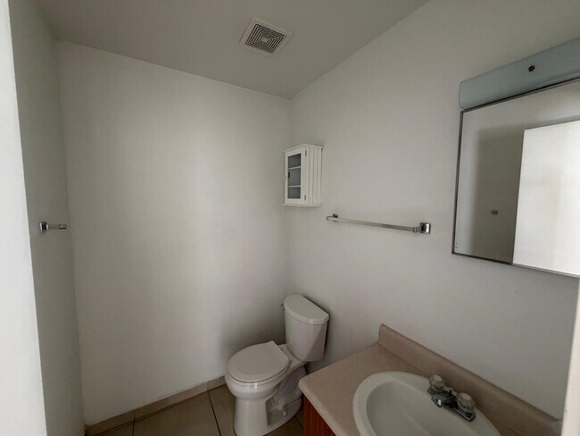 Building Photo - 3203 St Isaac Loop