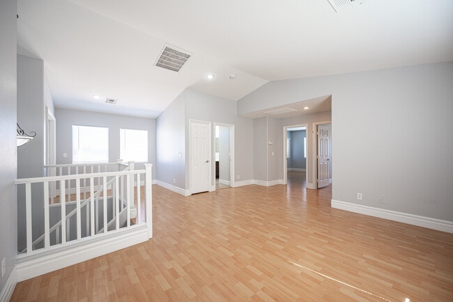 Building Photo - 248 Tie Breaker Ct