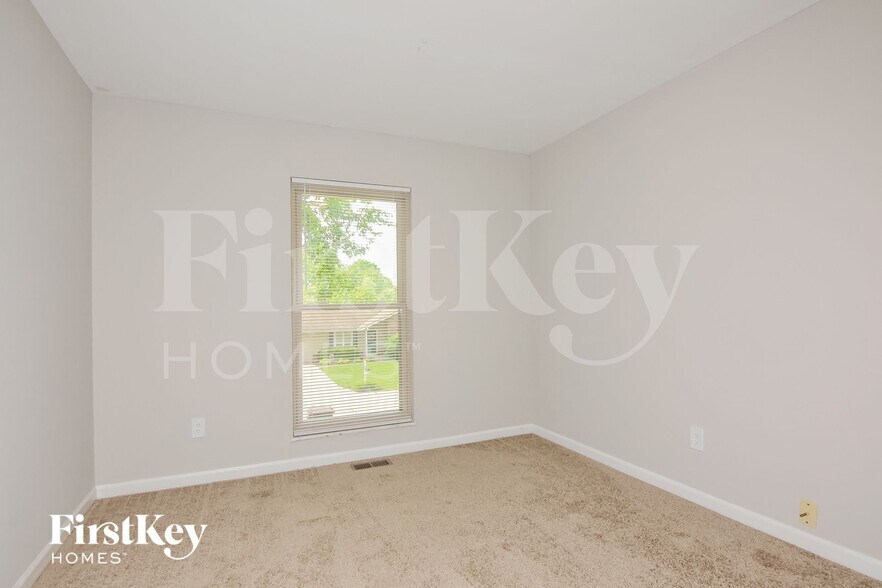 Building Photo - 154 Bramblewood Dr