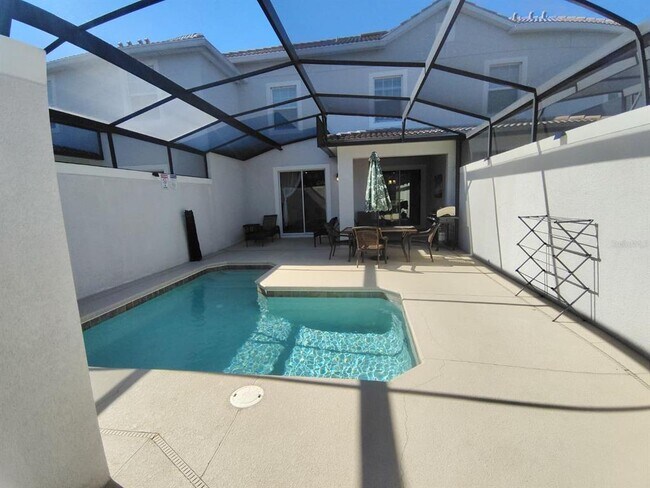 Building Photo - 8953 Stinger Dr