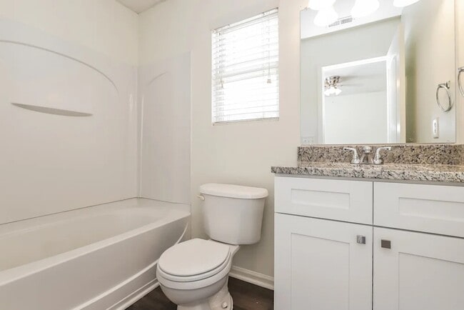 Building Photo - 297 Maynard S Dr