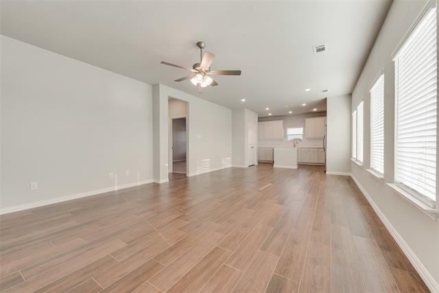 Building Photo - 221 Cranz Farm Dr