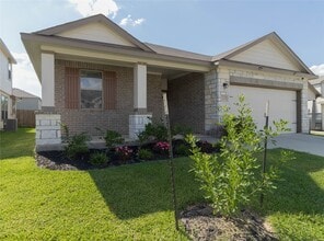 Building Photo - 2209 Cedar Vly Dr