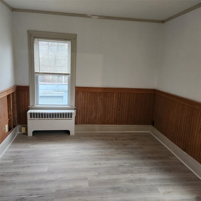 Building Photo - 40 Murray St