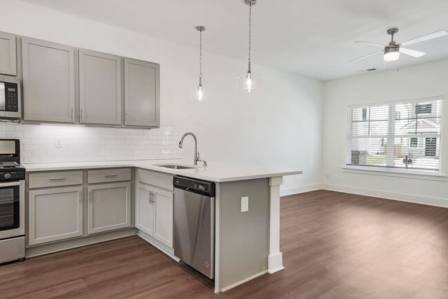 Building Photo - 109 Huntley Knl Dr