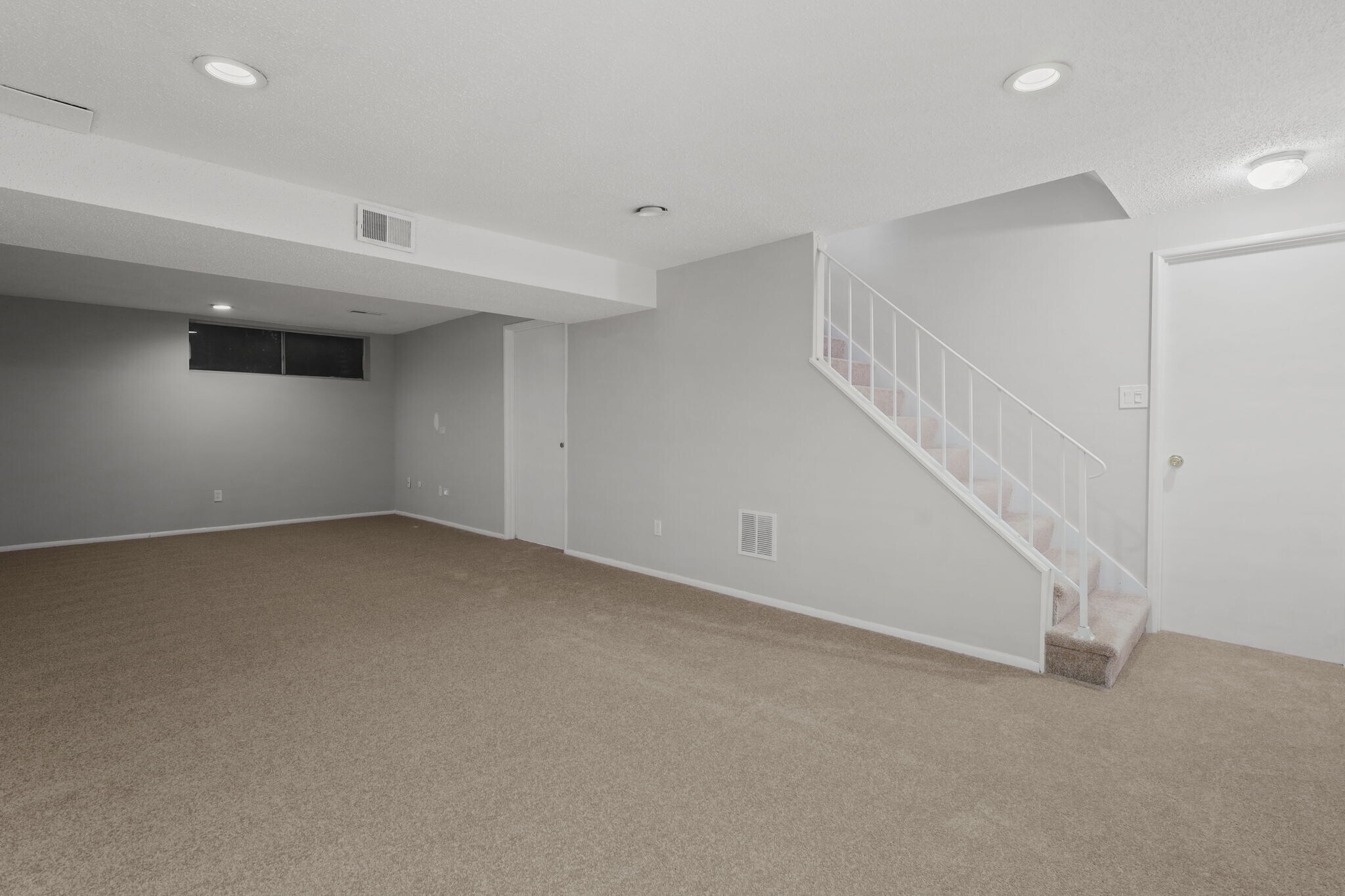 Building Photo - 10411 Corbeil Dr