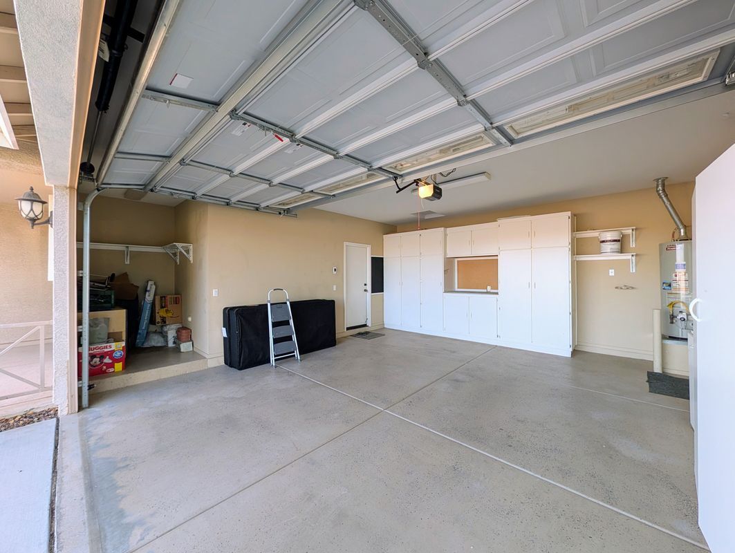 Building Photo - 14309 W Caribbean Ln