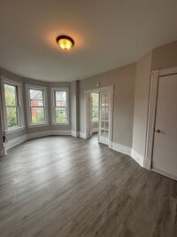 Building Photo - 72 Liberty St WH