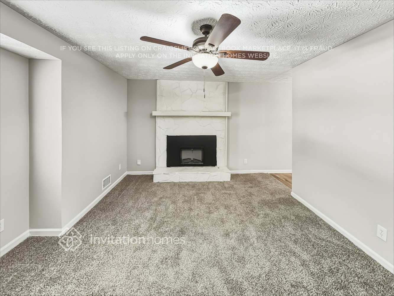 Building Photo - 1023 Lakewood Dr