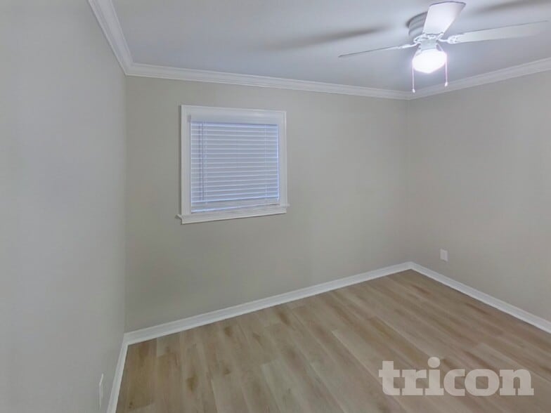 Building Photo - 3210 W Tyson Ave