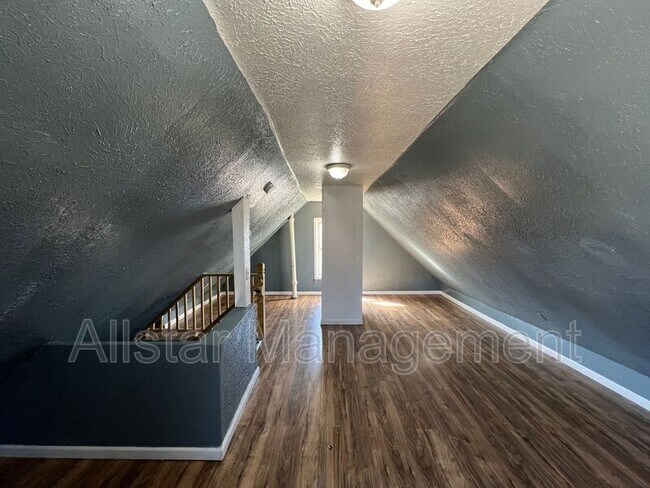 Building Photo - 3616 Independence Rd