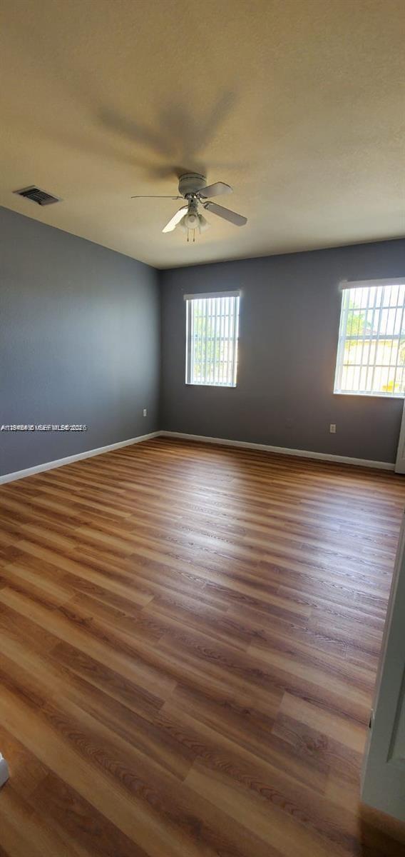 Building Photo - 60 SE 6th Rd