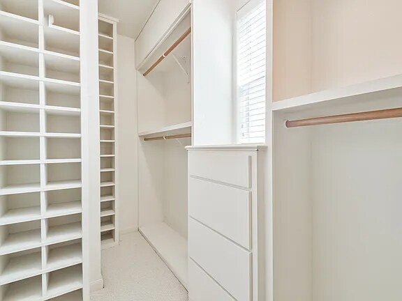 Building Photo - 2502 Bridge Hampton Way