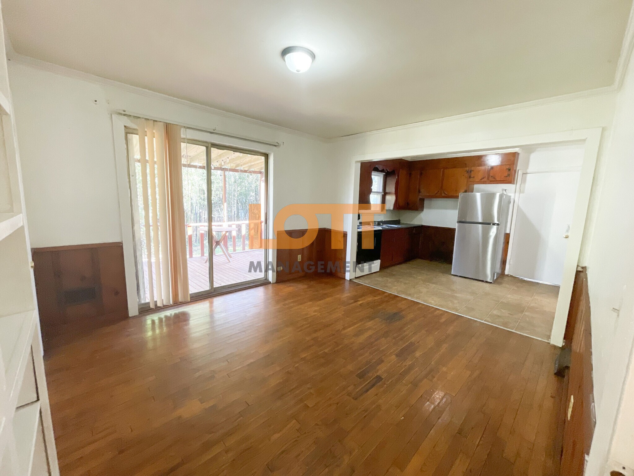 Building Photo - 42 West Ave