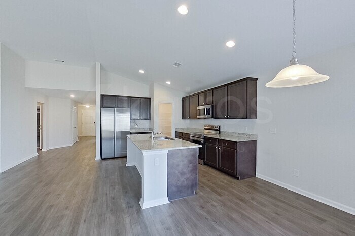 Building Photo - 117 Ebenezer Blf Wy
