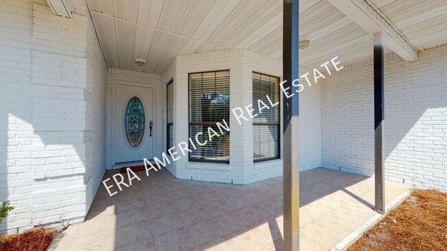 Building Photo - 18 Meigs Dr