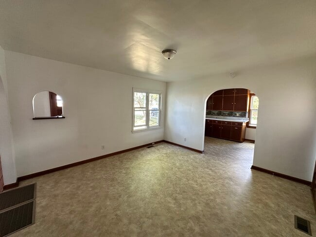 Building Photo - 9263 Reitz Rd
