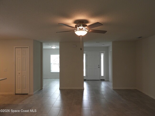 Building Photo - 1530 Paley Cir SE