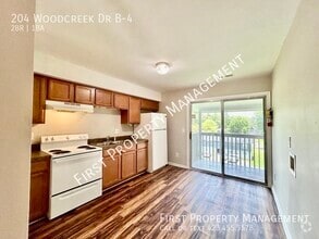 Building Photo - 204 Woodcreek Dr